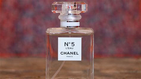 chanel no 5 arabic dupe|chanel no 5 smells like.